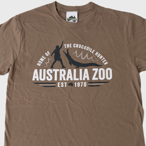 Retro Crocodile Hunter Brown Tshirt